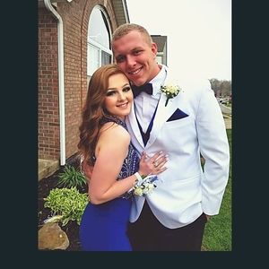 Meet your Posher, Kenlee